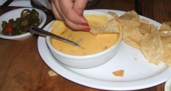 File:Chili con queso (cropped).jpg