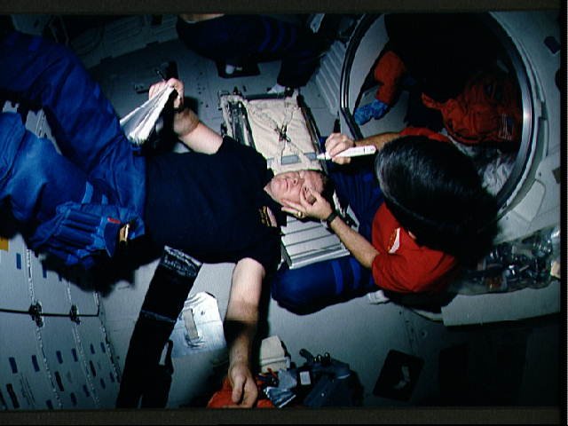 File:STS-41 IOP Test.jpg