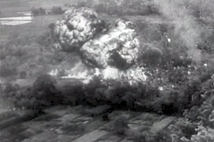 File:French indochina napalm 1953-12 1.png