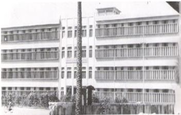 File:JLN Medical College, Ajmer building in 1969.jpg