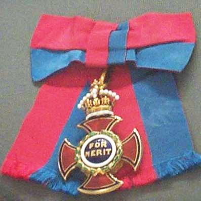 File:Order of Merit Dorothy Hodgkin (cropped).jpg