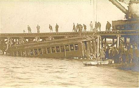 File:1906AtlanticCityTrainWreck.jpg