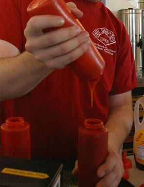 File:2008-11-12 Russell pouring ketchup at Elmo's Diner.jpg