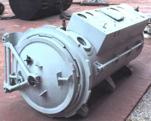 File:Hyperbaric oxygen therapy 1 person chamber.jpg