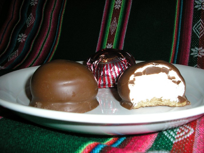 File:Tunnocks tea cakes.jpg