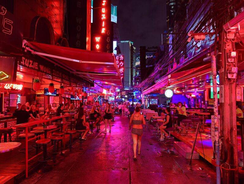File:Soi Cowboy 2023 04.jpg