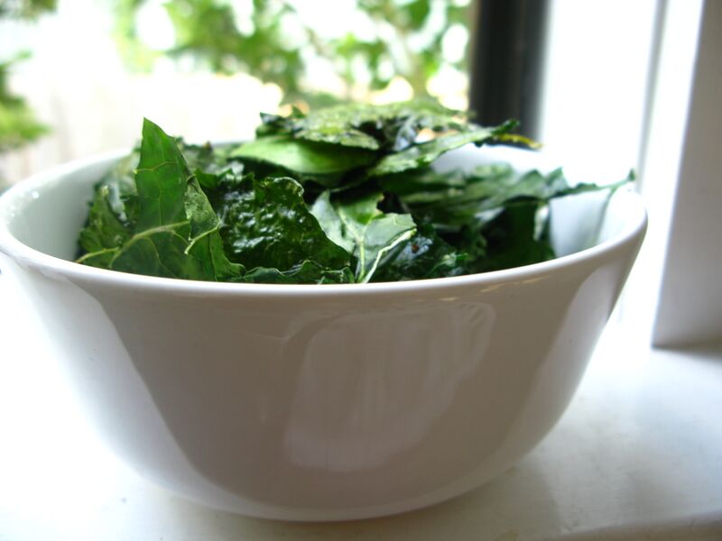 File:Kale Chips (3425805140).jpg