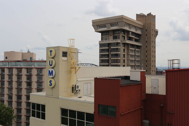 File:Tums plant-St Louis MO-2018.jpg
