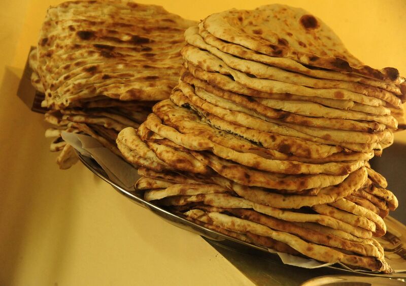 File:Bread of Afghanistan in 2010.jpg