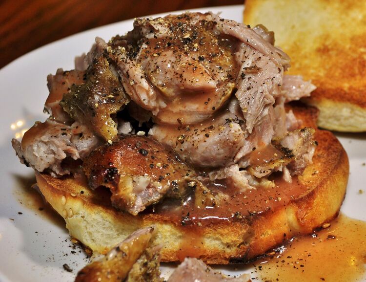 File:Pulled pork sandwich.jpg