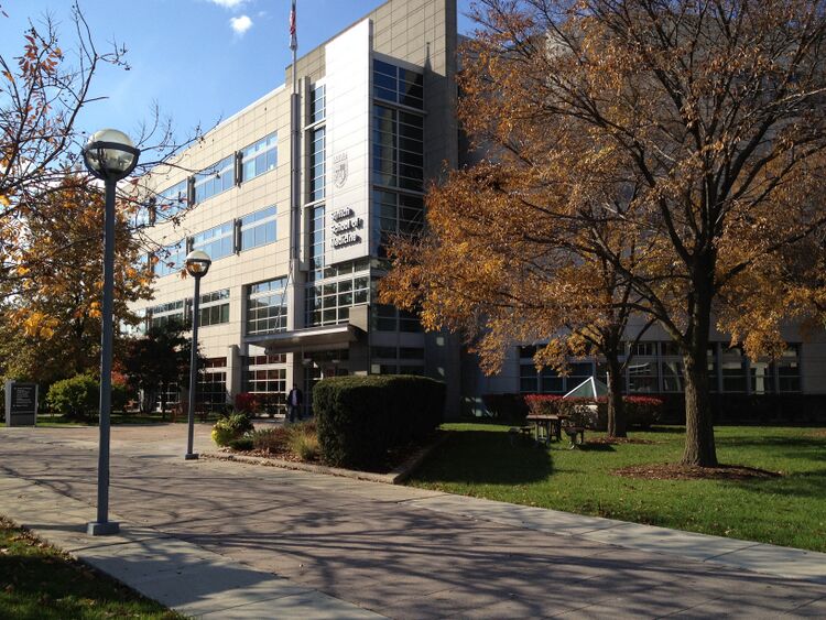 File:Stritch School of Medicine.jpg