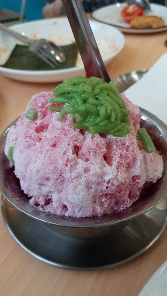 File:ABC with rose syrup.webp
