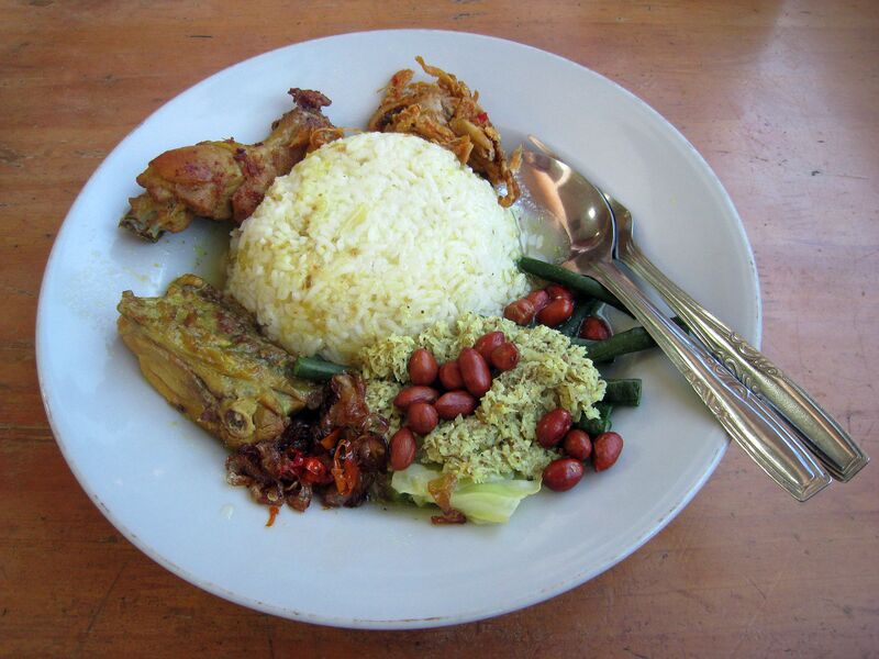 File:Nasi Campur Bali Ayam Betutu.jpg