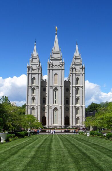 File:2019 Salt Lake Temple 01.jpg