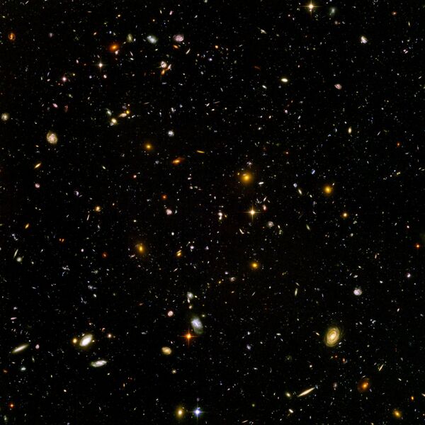 File:Hubble ultra deep field.jpg