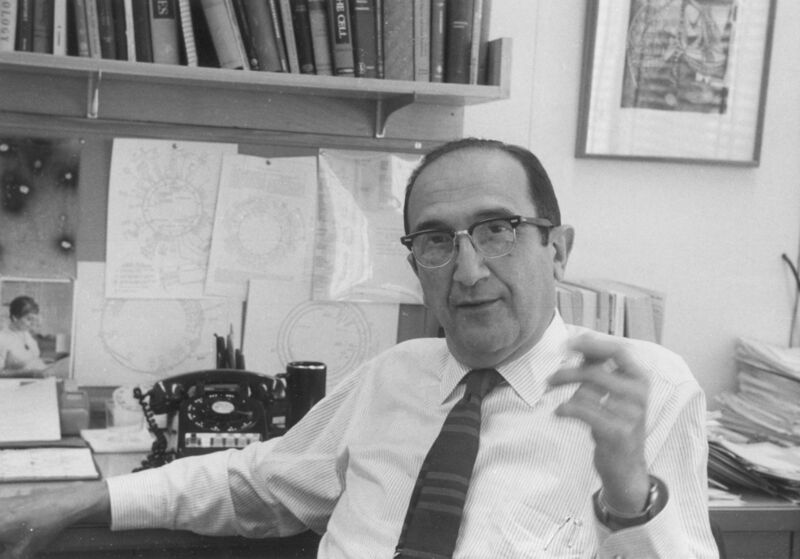File:Salvador E. Luria ca.1969.jpg