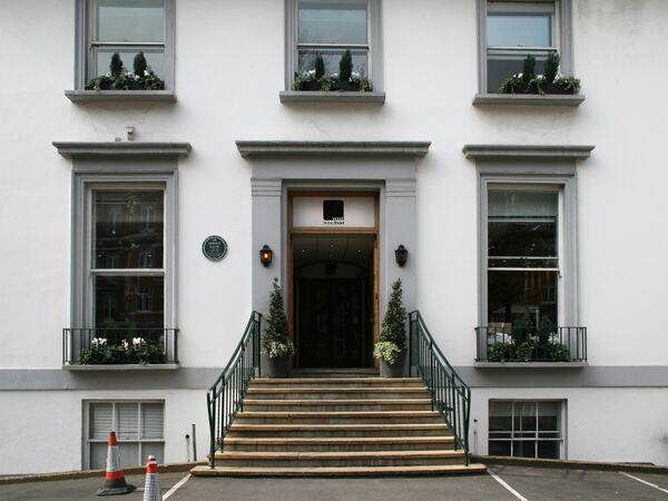 File:Abbey Rd Studios.jpg