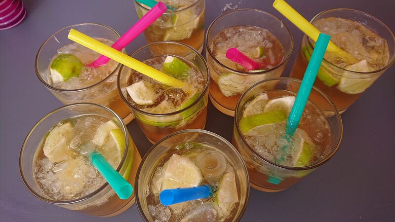 File:8 Glser Ginger Ale.jpg