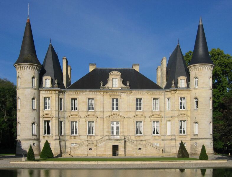 File:Chateau Pichon-Longueville Baron 01.jpg