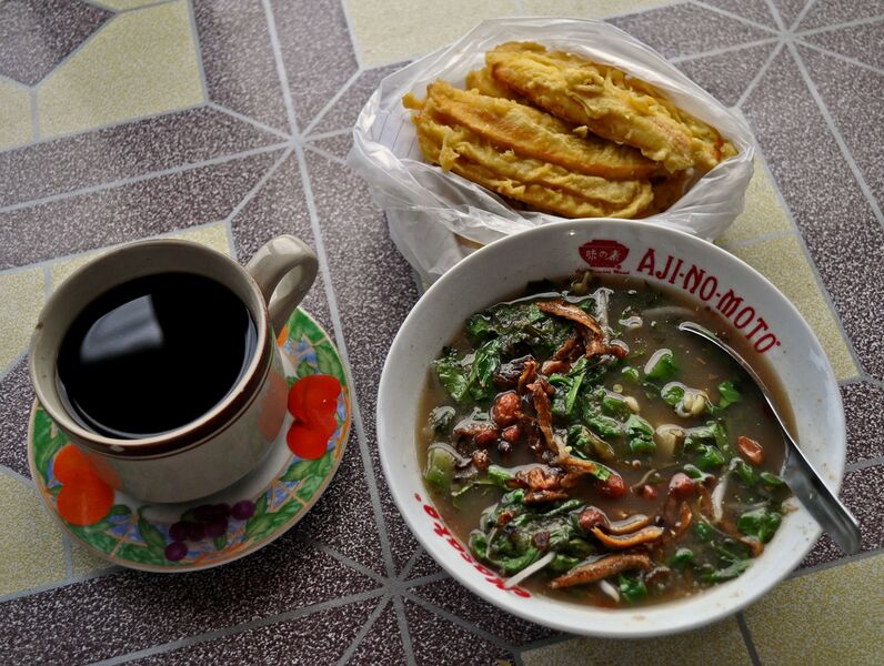 File:Bubur 100618-4100 sbs.jpg