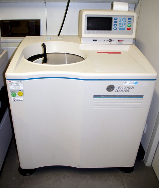 File:Beckman-Coulter ultracentrifuge XL-100K -01.jpg
