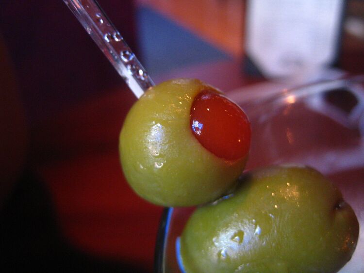 File:Cocktail olives.jpg