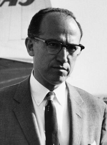 File:Jonas Salk candid.jpg
