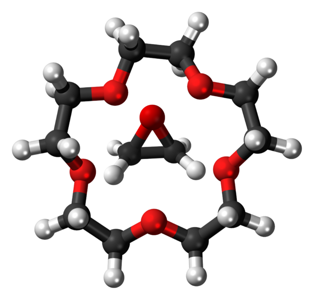 File:15-crown-5 and monomer 3D balls.png