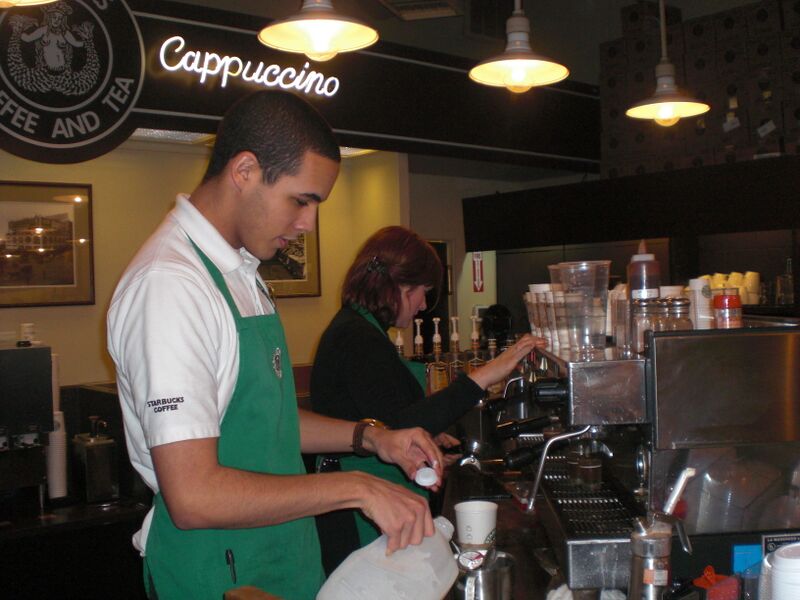 File:Baristas first starbucks.jpg
