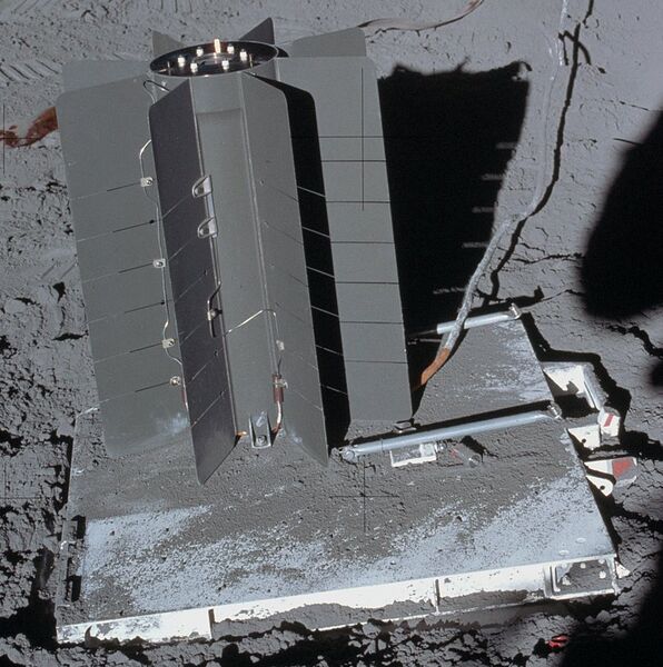 File:ALSEP Apollo 14 RTG (cropped).jpg