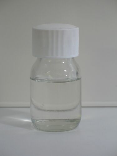 File:Acetyl chloride 25ml.jpg