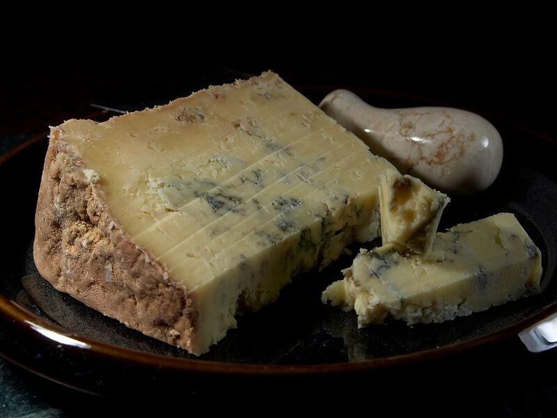 File:Dorset Blue Vinney cheese.jpg