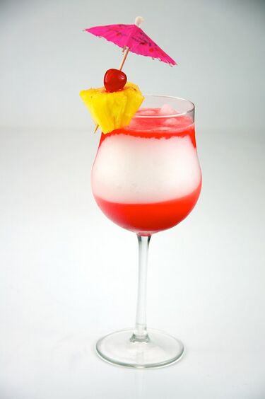 File:Pina Colada 430 (5076908250).jpg