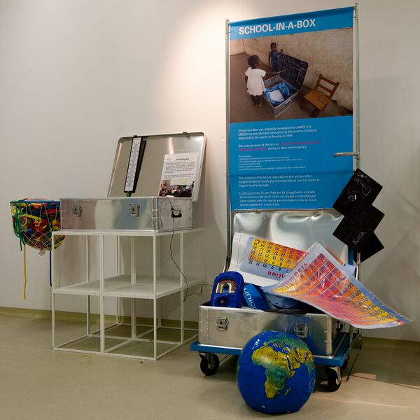 File:1 school in a box.jpg