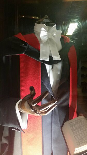 File:Ph.D. gown, Cambridge University.jpg