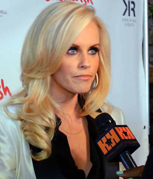 File:Jenny McCarthy 2012.jpg