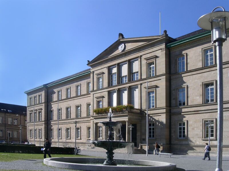File:Uni Tübingen Neue Aula Sommer.jpg