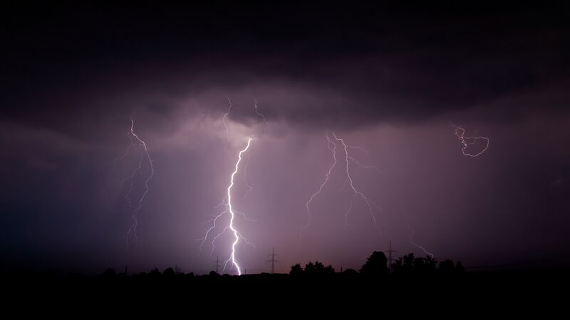 File:Lightning Pritzerbe 01 (MK).jpg