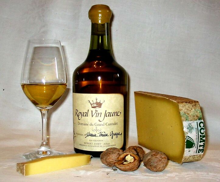 File:Vin Jaune.jpg