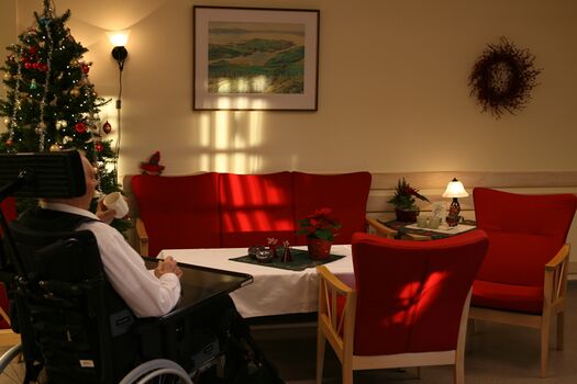 File:Nursing home.JPG