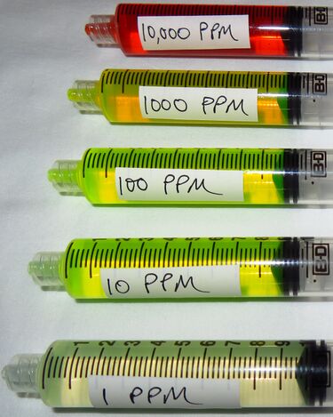 File:Fluorescein (2).jpg