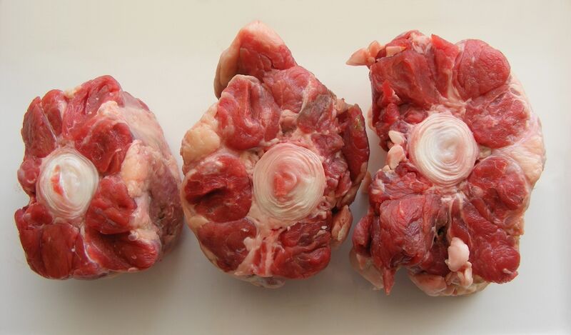File:Raw oxtail-01.jpg