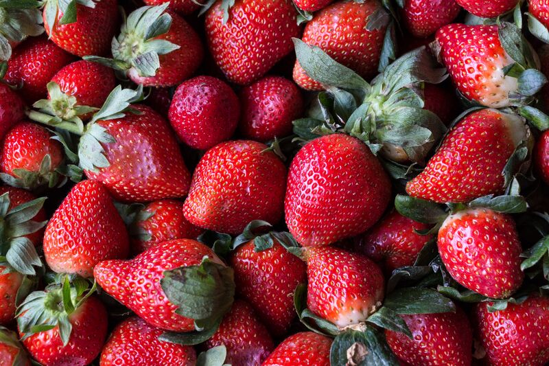 File:Mexican strawberries.jpg