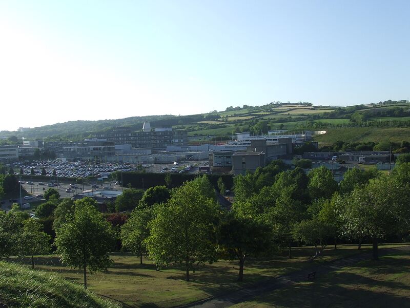File:Ulster Hospital.JPG