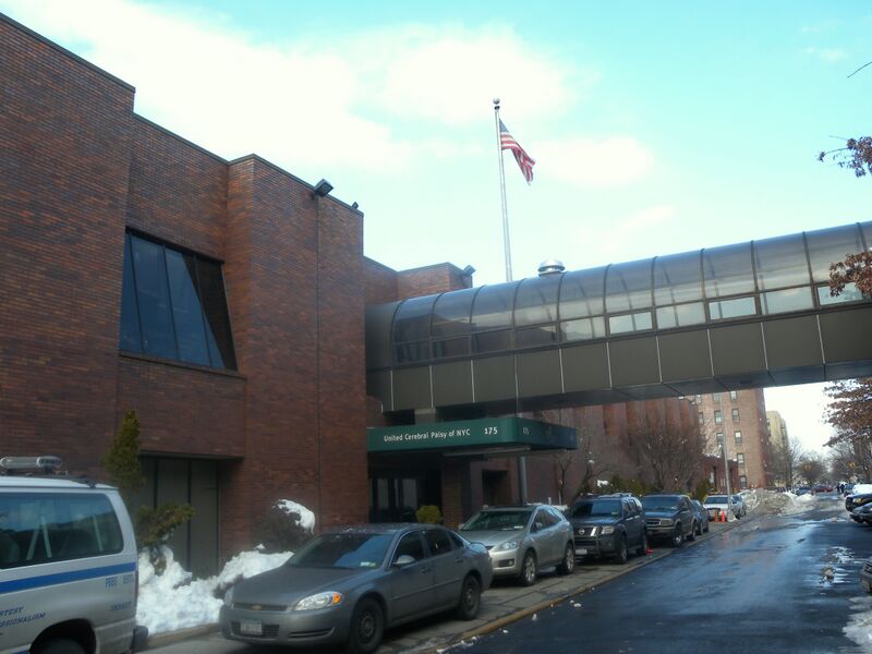 File:UCP Lawrence Av jeh.jpg
