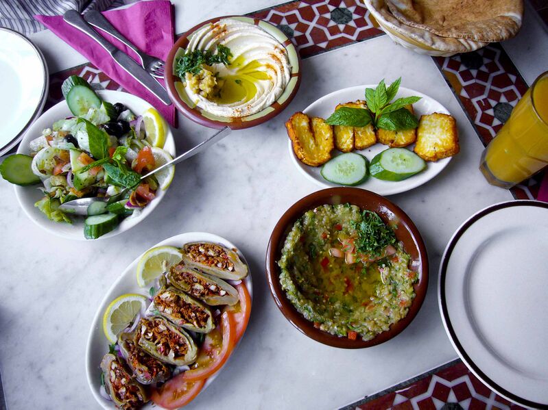 File:Syrian meal.jpg