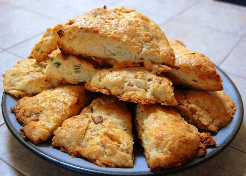 File:Pile of scones.jpg