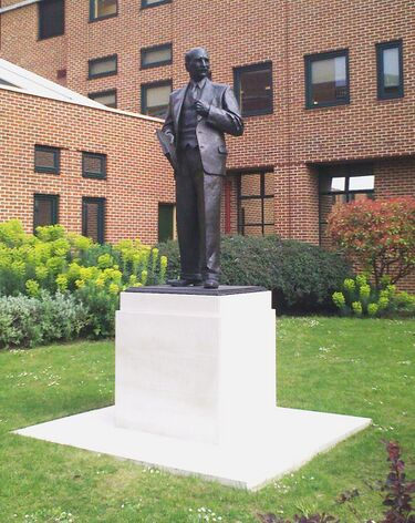 File:Attlee QMUL 1.jpg