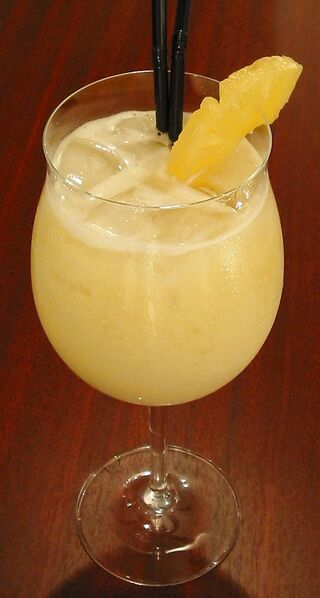 File:Piña Colada.jpg