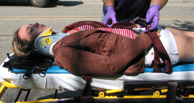 File:Cervical Collar Emergency.jpg